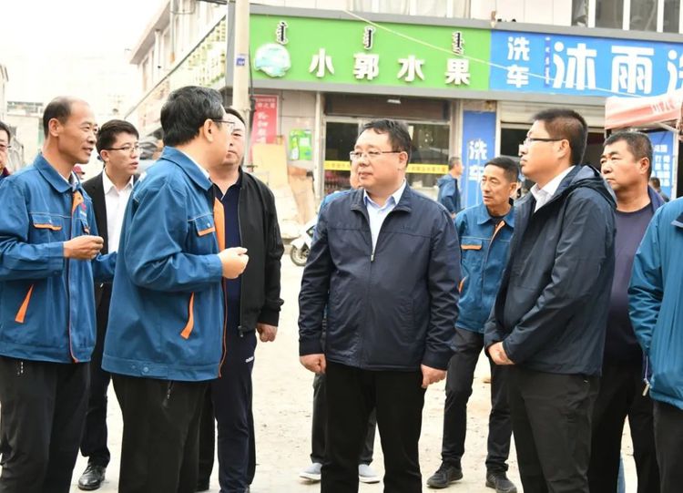 下載 (1).jpg 下載 (1).jpg